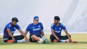 Morkel's Mat Moves: Arshdeep Singh Reveals Wrestling Rituals with India's Bowling Coach
OR
India's Secret Training? Arshdeep Singh Unveils Morkel's Wrestling Drills at Nets
