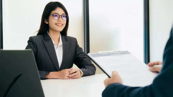7 Proven Habits to Nail Your Next Job Interview: Project Confidence and Authenticity