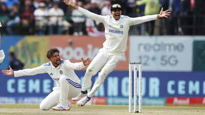 Kuldeep Yadav in action, potential game-changer for the second Test.